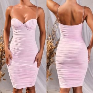 DREAM CATCH ME SWEETHEART KNEE LENGTH DRESS IN Pink